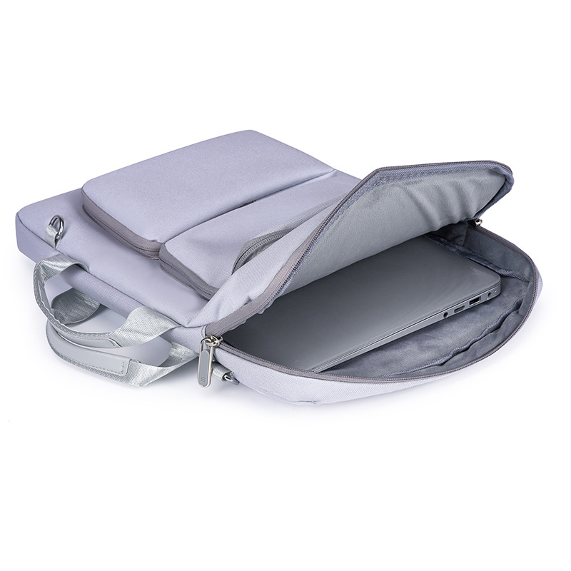 Multi-compartment portable laptop bag, multi-functional hand-held, fashionable and simple gaming laptop shoulder bag Application Scenario