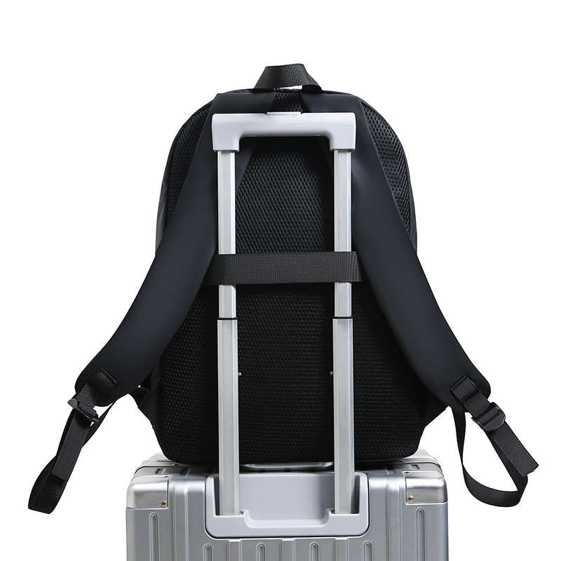 New men's business commuting fashion backpack for high school and college students, casual large-capacity computer bag, travel backpack Application Scenario