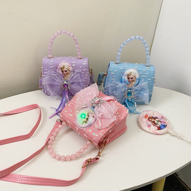 New Elsa Princess hand-held crossbody bag for children and girls, Ice Princess fashion Flash light single-shoulder bag full figure