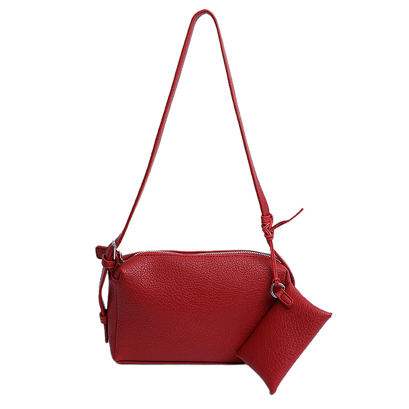 Large-capacity soft-faced single-shoulder bag for women, new style 2025, trendy and retro, stylish and fashionable, with a fashionable and high-quality crossbody bag Item Picture