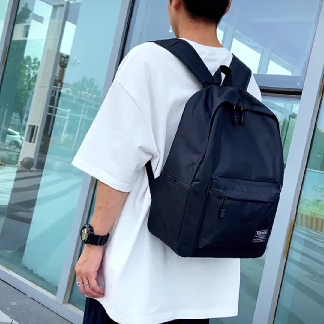 Backpack for middle school students, large-capacity urban simple travel backpack, college style fashionable computer bag, casual bag full figure
