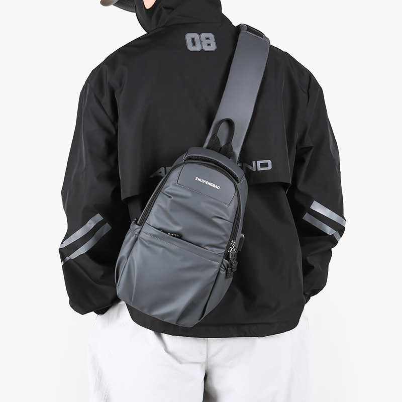Custom-processed men's chest bag, new trendy European and American single-shoulder bag, commuting and business multi-functional crossbody bag with LOGO printing Specification drawing