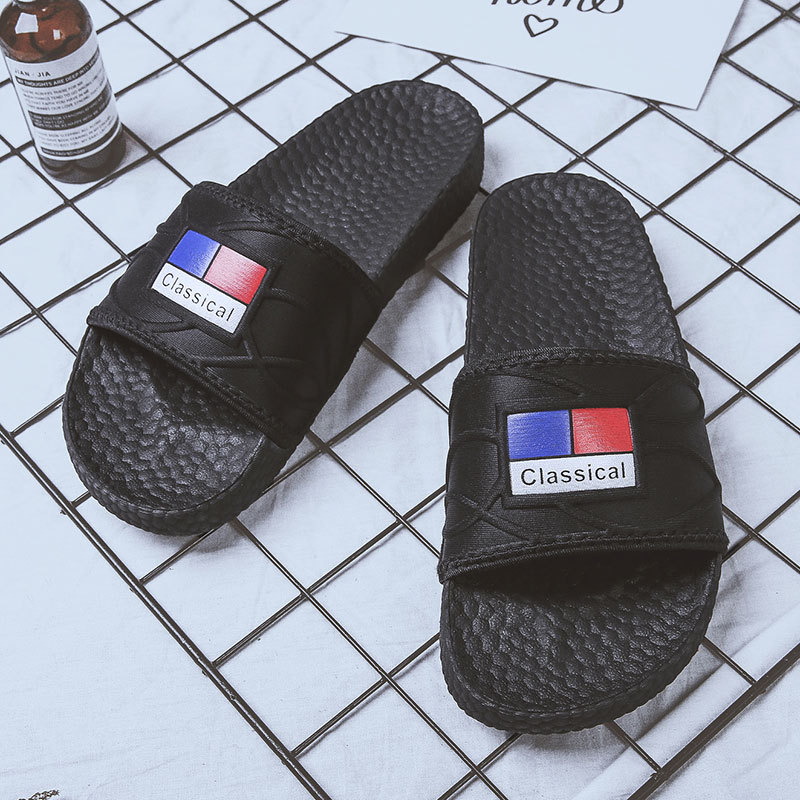 "Super Popcorn slippers Summer men slides Beach shoes Men outdoor fashion Trend slippers with a feeling of stepping on poop. Application Scenario