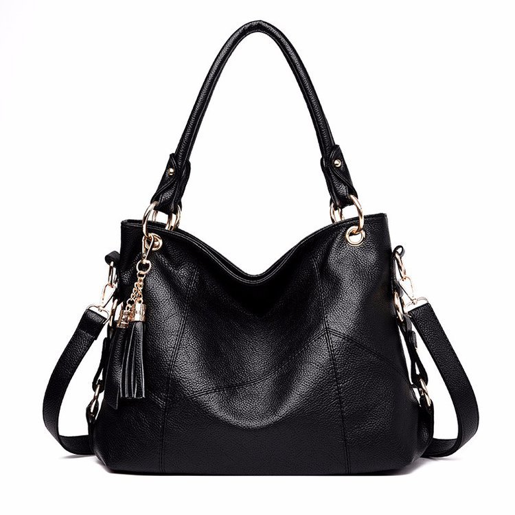 New fringed large-capacity tote women's bag, European and American trend Hobo single-shoulder handbag, cross-border one-piece delivery worldwide Application Scenario