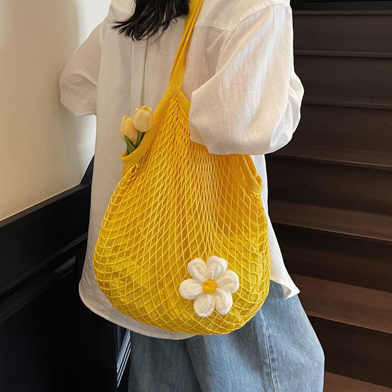Trendy, casual, simple, high-quality and fashionable large-capacity tote bag 2025 Summer new style, stylish women's single-shoulder bag, trendy Application Scenario