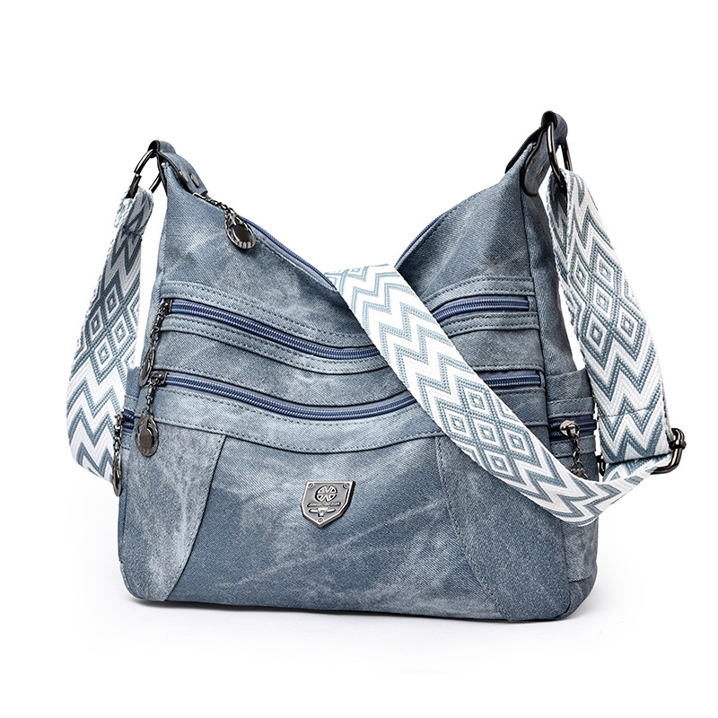 Cross-border simple and retro single-shoulder women's bag 2025 new style trendy and stylish light middle-aged mom bag commuting crossbody bag full figure