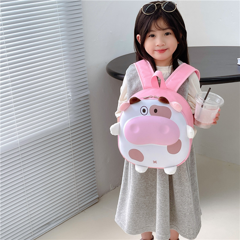 2023 New Children's schoolbag, eggshell bag, cartoon and cute kindergarten schoolbag, small animal children's backpack Application Scenario