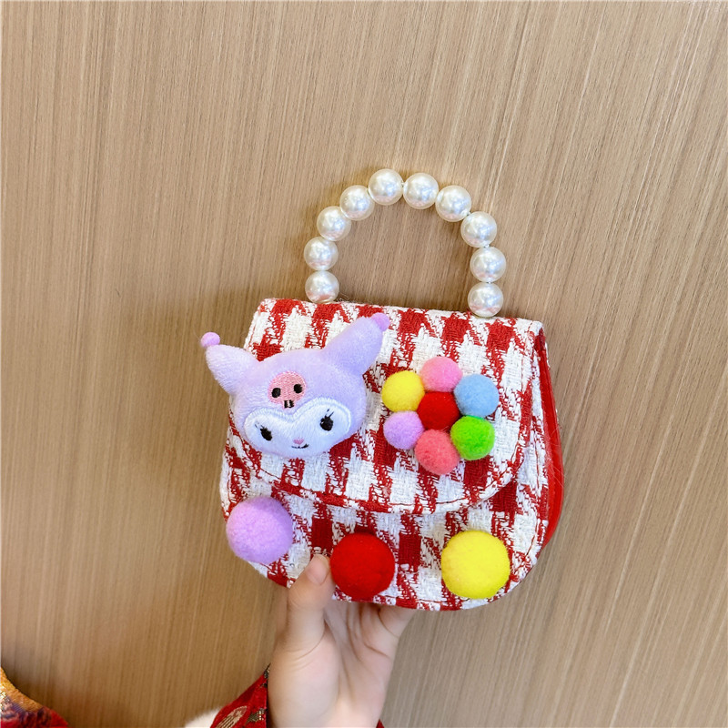New red New Year children's bag, stylish princess accessory handbag, girls' single-shoulder coin purse, baby crossbody bag Application Scenario