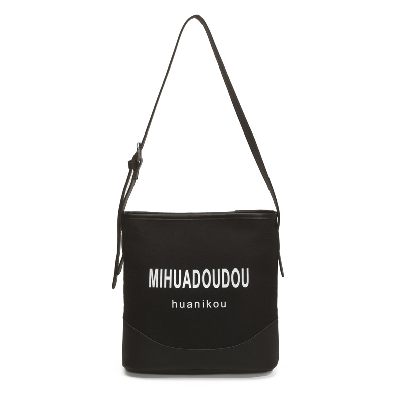 Fresh and artistic canvas bag, women's large-capacity single-shoulder bag, simple and elegant crossbody bag, letter commuter tote bag Item Picture