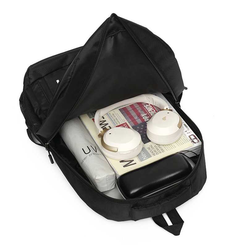 Wholesale backpacks, men's travel bags, backpacks, high-end business computer bags, large-capacity water-resistant student schoolbags Application Scenario