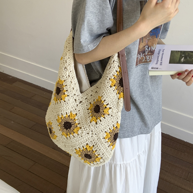 A laid-back and artistic style summer seaside vacation single-shoulder bag, a new fashionable and versatile commuting woven bag Specification drawing