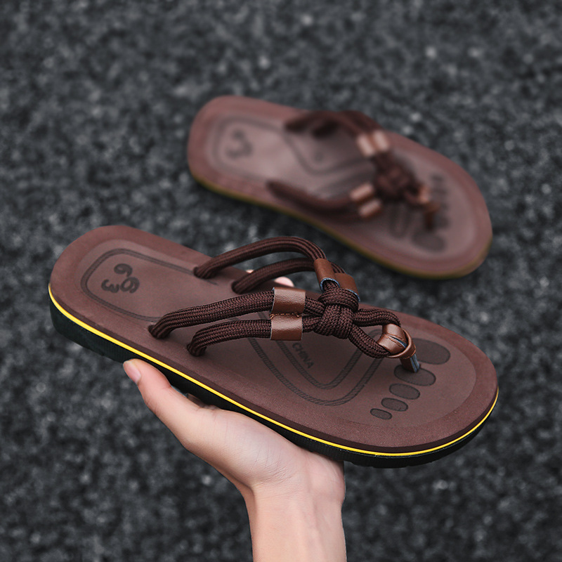 Cross-border new couple flip-flops beach slippers women 's summer outerwear Korean casual flip-flops women slippers details Picture