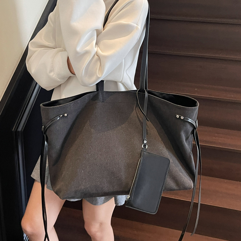 Niche design large-capacity tote bag 2025 new simple and versatile shopping bag, laid-back style canvas underarm bag Specification drawing