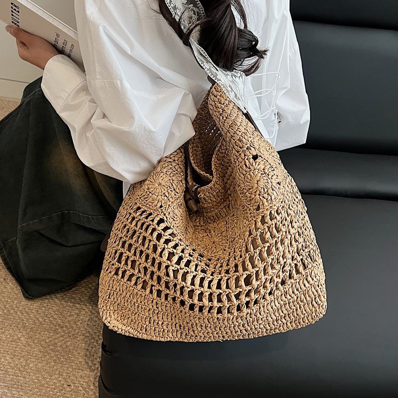 2025 New summer French laid-back seaside vacation bag, niche straw woven bag, hand-woven women's bag, large capacity details Picture