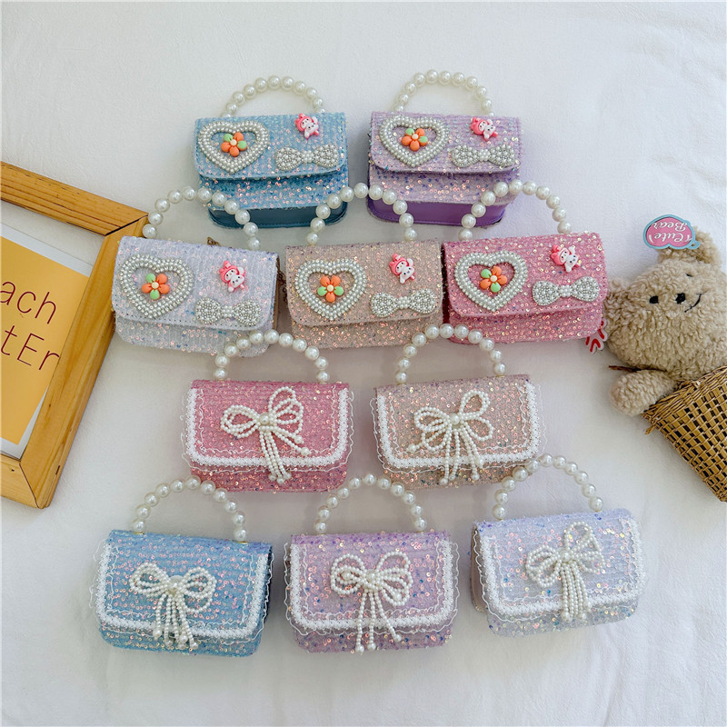 New fashionable children's bags, princess accessories, pearl handbags, girls' little chanel-style single-shoulder crossbody bags, small square bags full figure