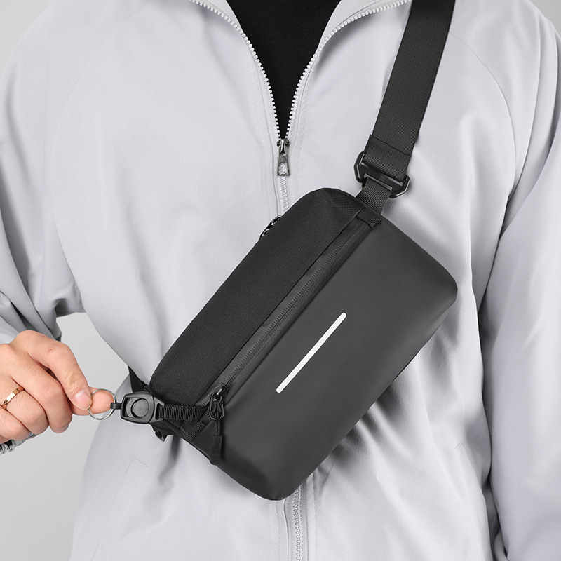 New personalized, casual and versatile crossbody bag, fashionable and trendy nylon single-shoulder bag, wholesale men's chest bag for outdoor travel details Picture