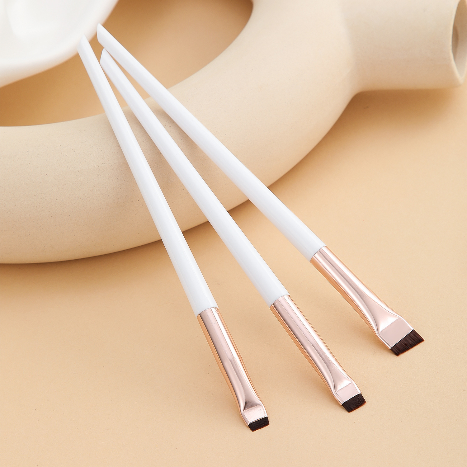 3-piece set of blade eyeliner brush, diagonal eyebrow brush, outlining eyeliner brush, ultra-thin eyebrow pencil, eyebrow coloring and shaping makeup brush Specification drawing