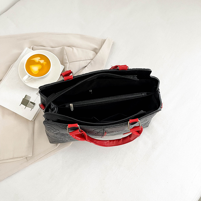 2024 new cross-border handbag, a large-capacity single-shoulder cross-border bestseller with soft leather embossed single-shoulder for women Specification drawing