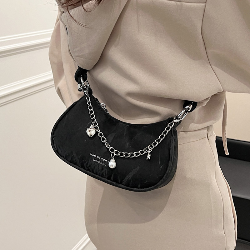 A stylish and stylish small handbag for ladies in 2025, a versatile and fashionable crossbody bag, a niche single-shoulder underarm bag for summer Specification drawing