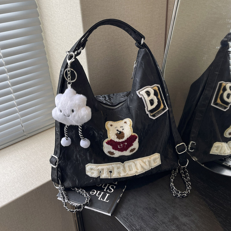 Korean style fashionable women's bag 2025 new large-capacity commuter single-shoulder bag, versatile and trendy bag, high-end backpack full figure