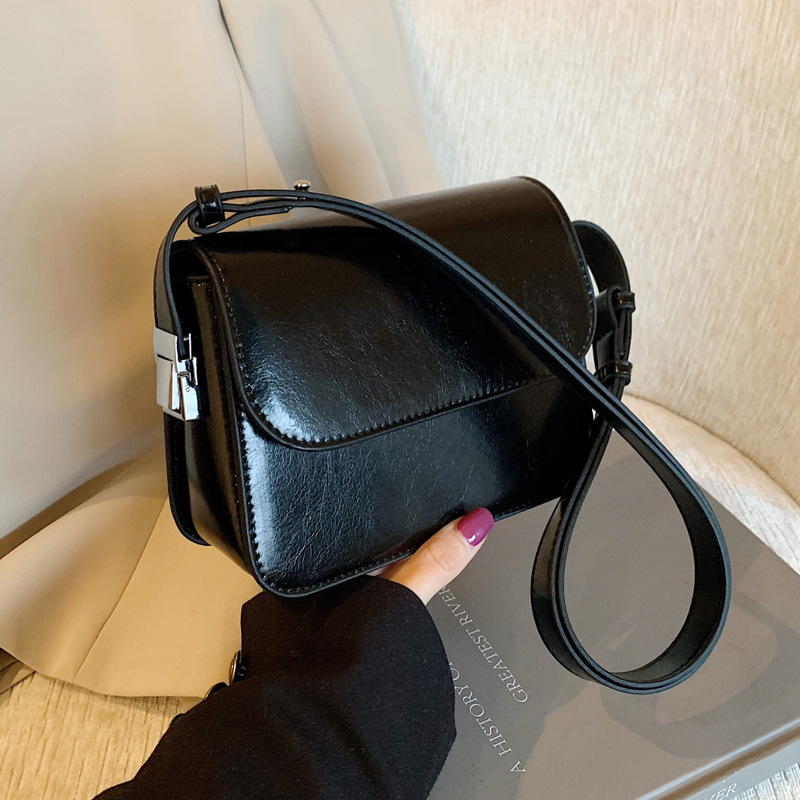 This year's popular small women's bags are the new 2024 trendy, versatile, simple and niche single-shoulder, underarm and crossbody bags full figure
