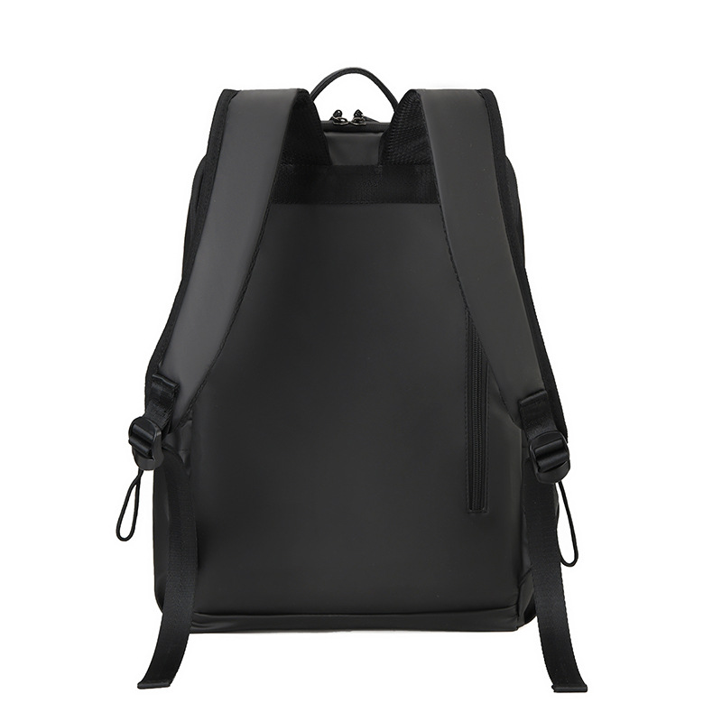 New lightweight backpack, men's large-capacity simple and casual travel backpack, college students' double-shoulder computer bag Application Scenario