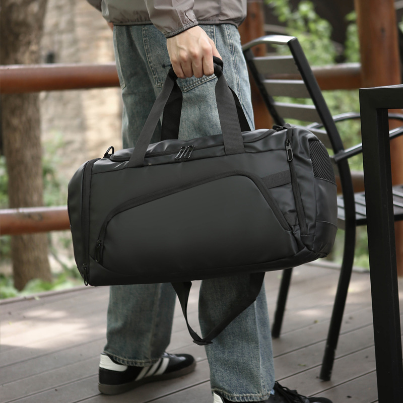 Amazon large-capacity travel bag, sports training carry-on bag, dry and wet separation, swimming storage, fitness bag for men Specification drawing