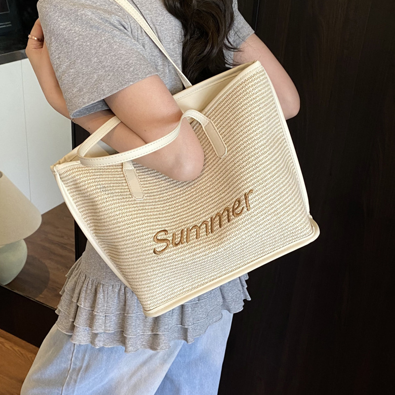 Straw woven letter large-capacity bag 2025 single-shoulder large bag for women, new beach woven summer Korean-style tote bag details Picture
