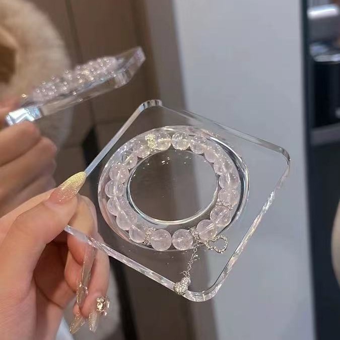 The same style of pink crystal bracelet on Xiaohongshu for women, with a unique and high-end feel. The white crystal bracelet is elegant and stylish. It's a pink crystal bracelet for women, 376 details Picture