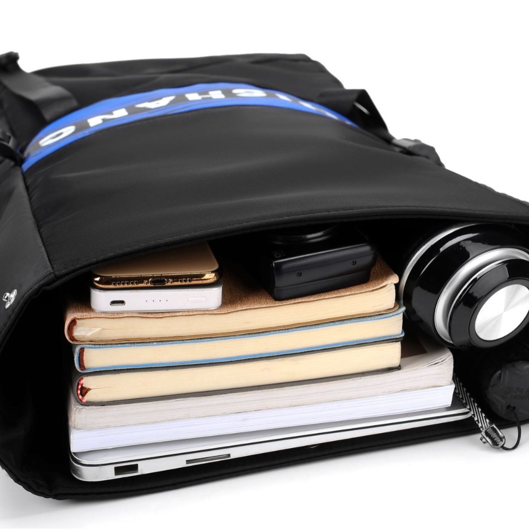 New Korean-style letter backpack, large-capacity commuting and casual schoolbag, suitable for college students, computer backpack for men wholesale Application Scenario