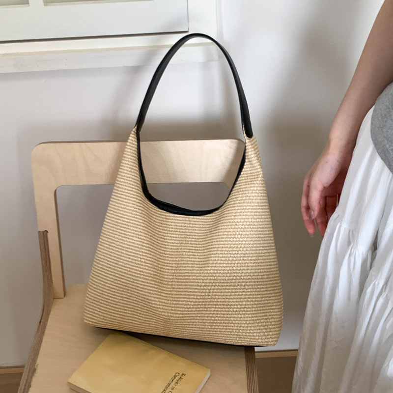 2025 New retro woven tote bag, straw woven bag, Korean style large-capacity single-shoulder bag, vacation-style beach bag for women full figure