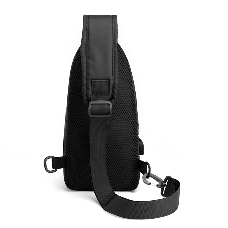 Wholesale new multi-pocket USB men's chest bag, fashionable, portable, casual, outdoor sports single-shoulder crossbody bag details Picture