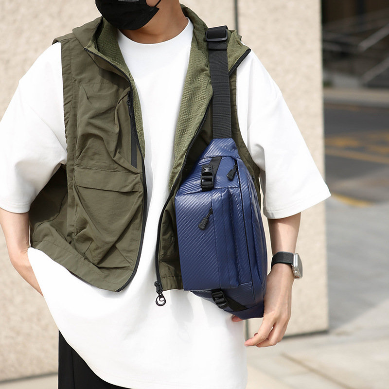Men's waist bag, water-repellent commuter backpack, single-shoulder chest bag, large-capacity casual crossbody chest bag details Picture