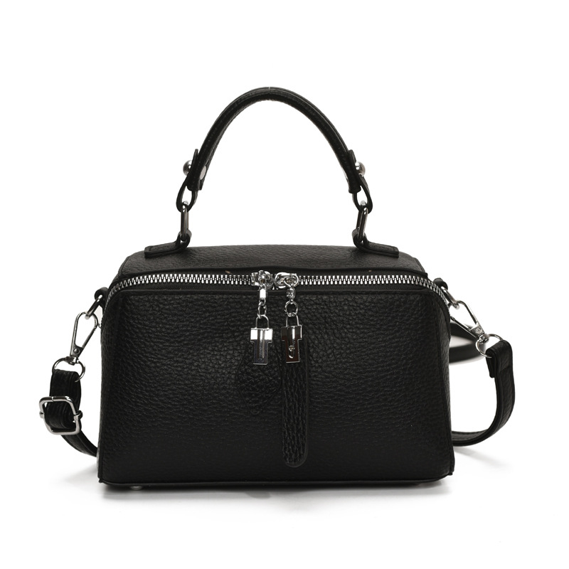 Korean retro fashion hand-held box bag for women 2025 new trendy and versatile small square bag, a niche and simple crossbody bag Item Picture