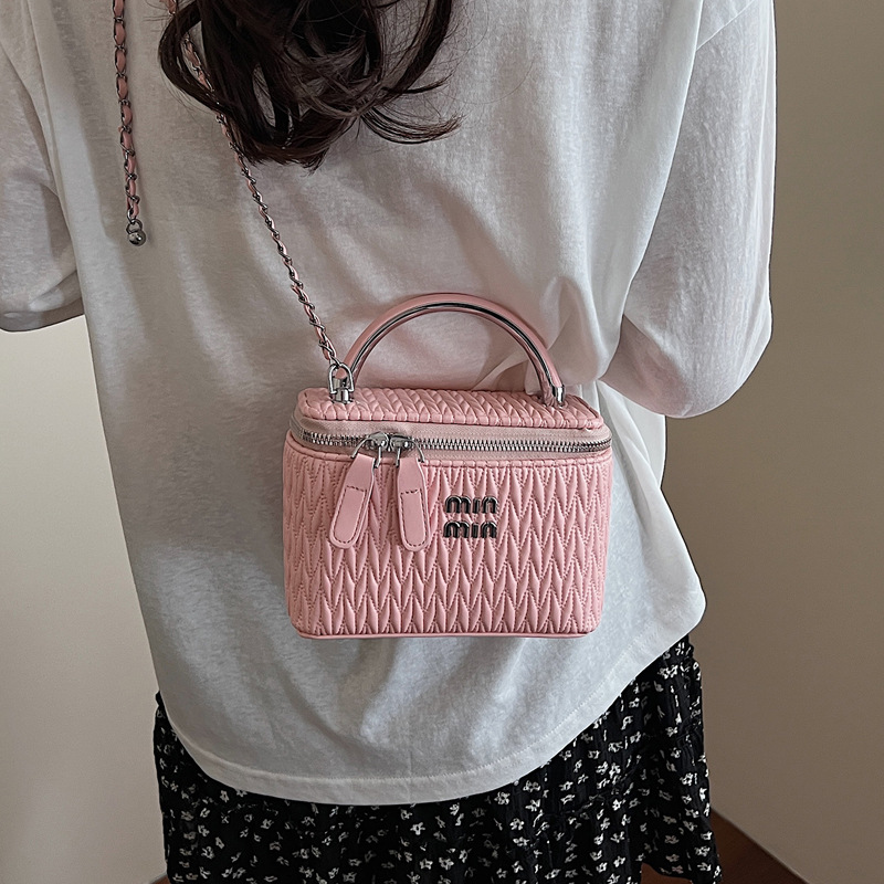 Soft surface pleated bucket bag for women, 2025 new style hand-held hard shell cosmetic box bag, crossbody single-shoulder mobile phone bag Specification drawing