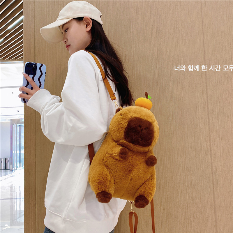 2024 New Capibara single-shoulder bag, cute Capybara bag, plush toy schoolbag, and personalized plush toy bag Specification drawing