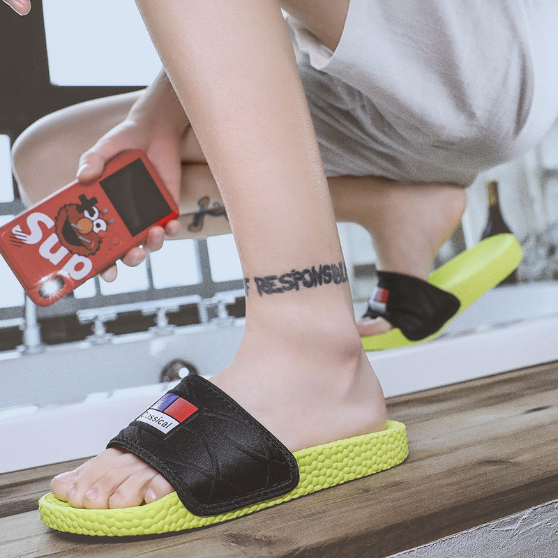 "Super Popcorn slippers Summer men slides Beach shoes Men outdoor fashion Trend slippers with a feeling of stepping on poop. full figure