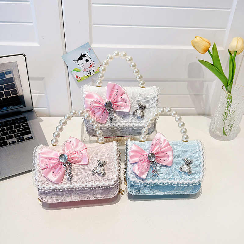 Korean-style trendy children's crossbody bag, summer matching bag for little girls, fashionable little chanel-style cartoon single-shoulder crossbody small bag full figure