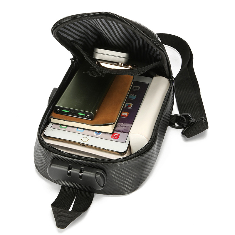 Large-capacity casual new fashionable single-shoulder bag, stylish and simple commuting mobile phone student crossbody bag Application Scenario