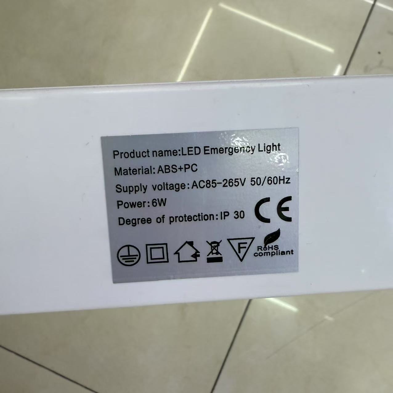 Transparent plug-in high-brightness truck body light with crystal surface, suitable for both roof and vehicle interior lights Application Scenario