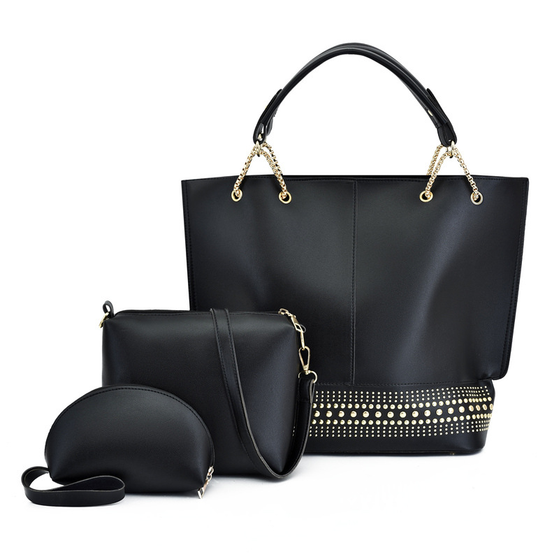 New 2024 foreign trade mother-daughter bag three-piece set, European and American fashion single-shoulder crossbody bag, versatile rivet hand-held large bag Application Scenario