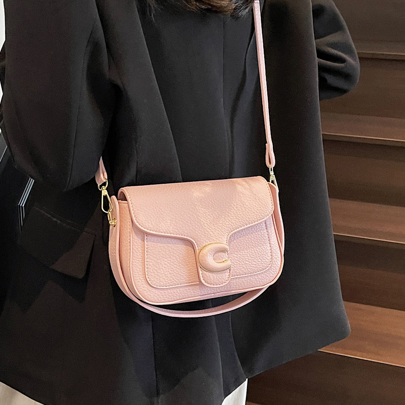 Korean niche fashion handbag for women 2025 new style simple solid color casual small square bag with a sense of high-end crossbody details Picture