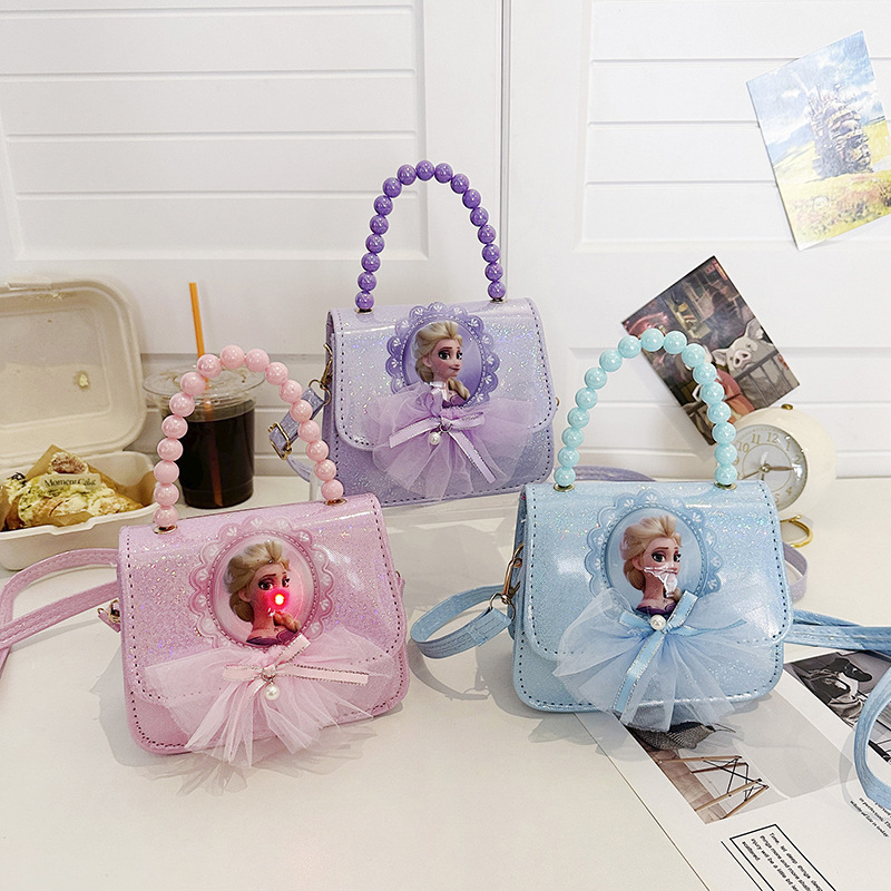 2024 New Ice Princess Children's single-shoulder Bag for Little Girls, Korean version illuminated bow sequined hand-held crossbody bag details Picture