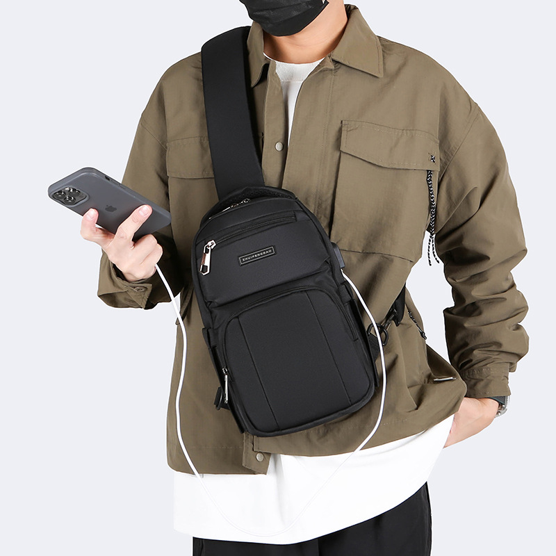 Men's chest bag, trendy USB rechargeable casual shoulder bag, cross-border water-resistant crossbody bag, multi-functional men's bag details Picture