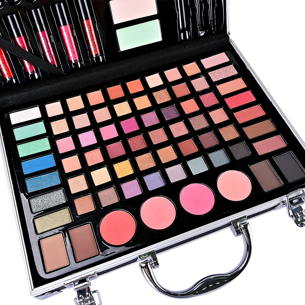 MISSYOUNG Blush and Eyeshadow Set, Sparkling Makeup Box Set, Cross-border ins Makeup combination Application Scenario