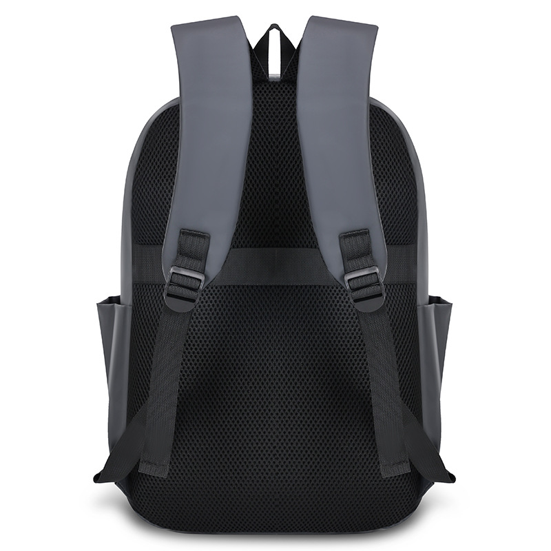New Korean-style men's backpacks for cross-border trade, large-capacity, simple commuting computer bags, and school bags for junior and senior high school students Application Scenario