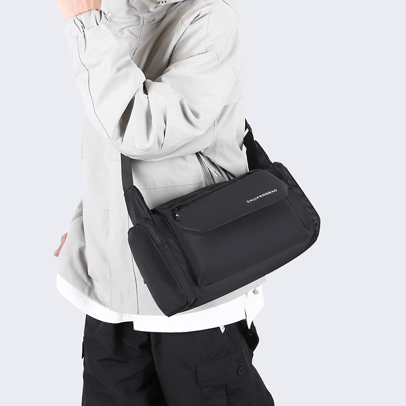 2024 New stylish and versatile messenger bag, Japanese minimalist functional large-capacity single-shoulder bag, casual men's crossbody bag details Picture