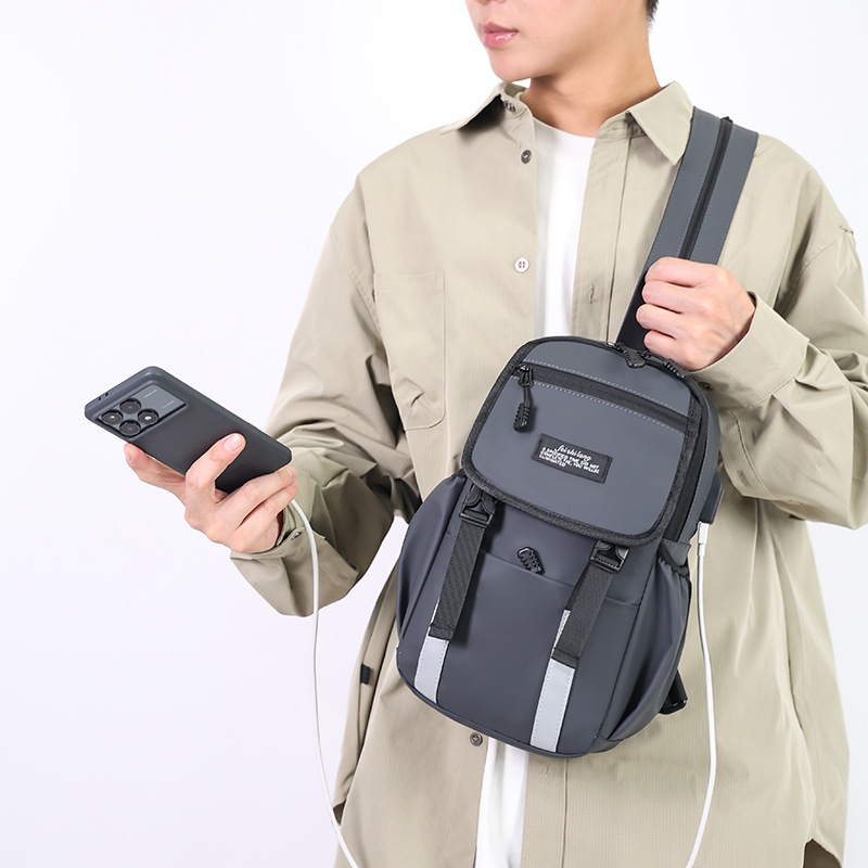 New men's chest bag that can be carried on both shoulders or one shoulder, large-capacity backpack, casual travel backpack, business fashion and commuting bag Specification drawing
