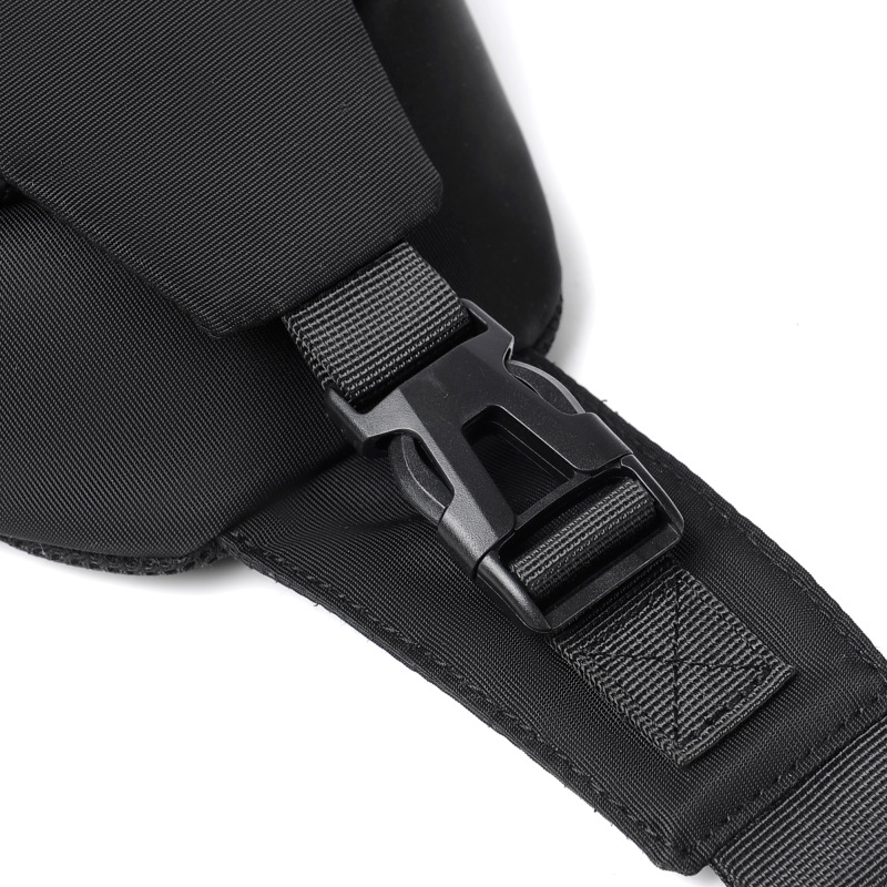 New portable chest bag for men, simple solid color casual crossbody bag, sports outdoor mobile phone storage bag, single-shoulder bag for men Specification drawing