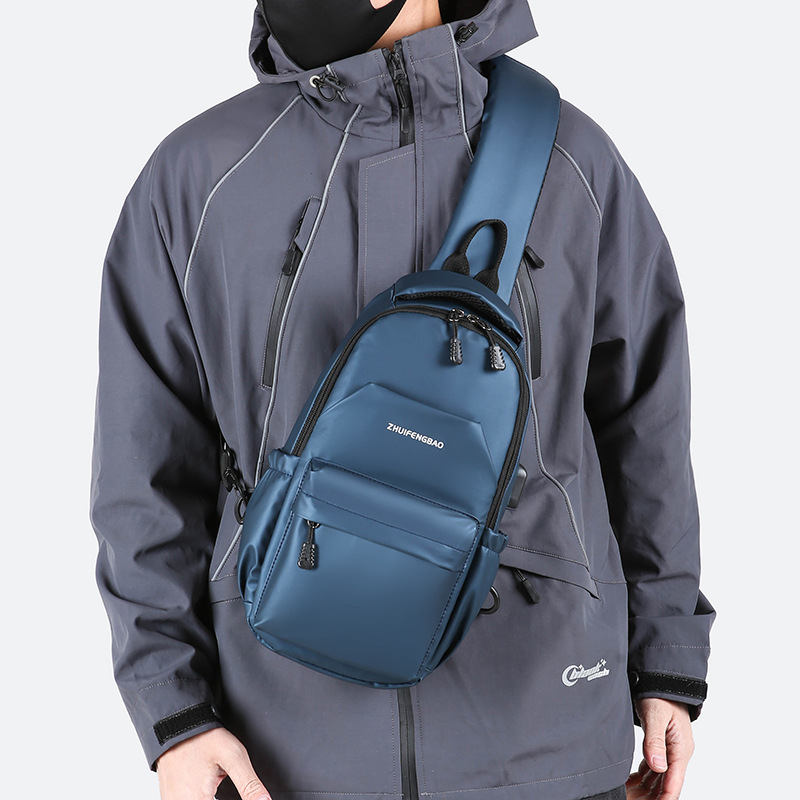 Men's fashionable and trendy chest bag, lightweight waterproof single-shoulder bag, multi-purpose men's bag, casual and sporty lightweight double-shoulder small backpack details Picture